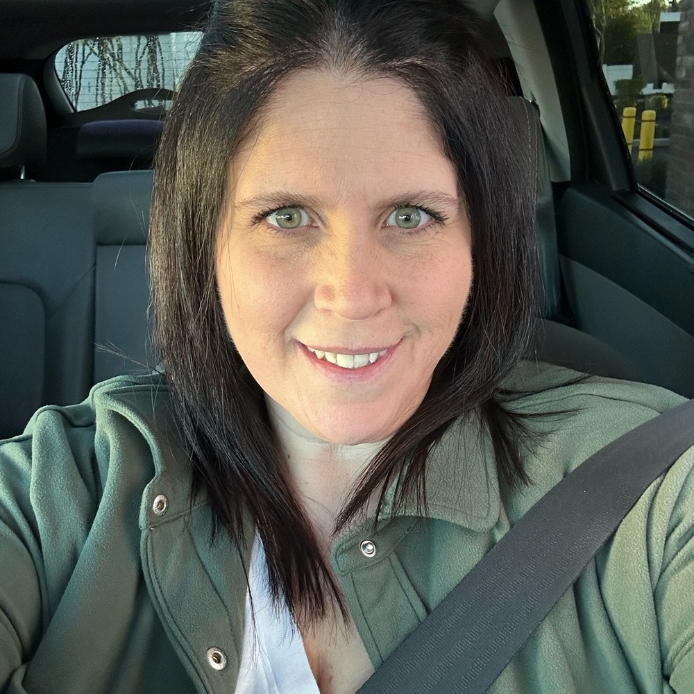 Meet your Posher, Dana